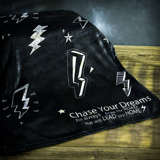 Lightning Bolt Throw