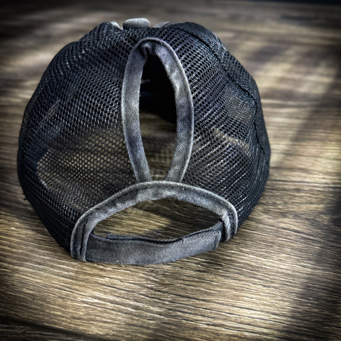 LineBabe Ponytail hat