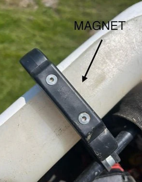 Boom Line Gear Boom'R Magnetic Bucket Hook