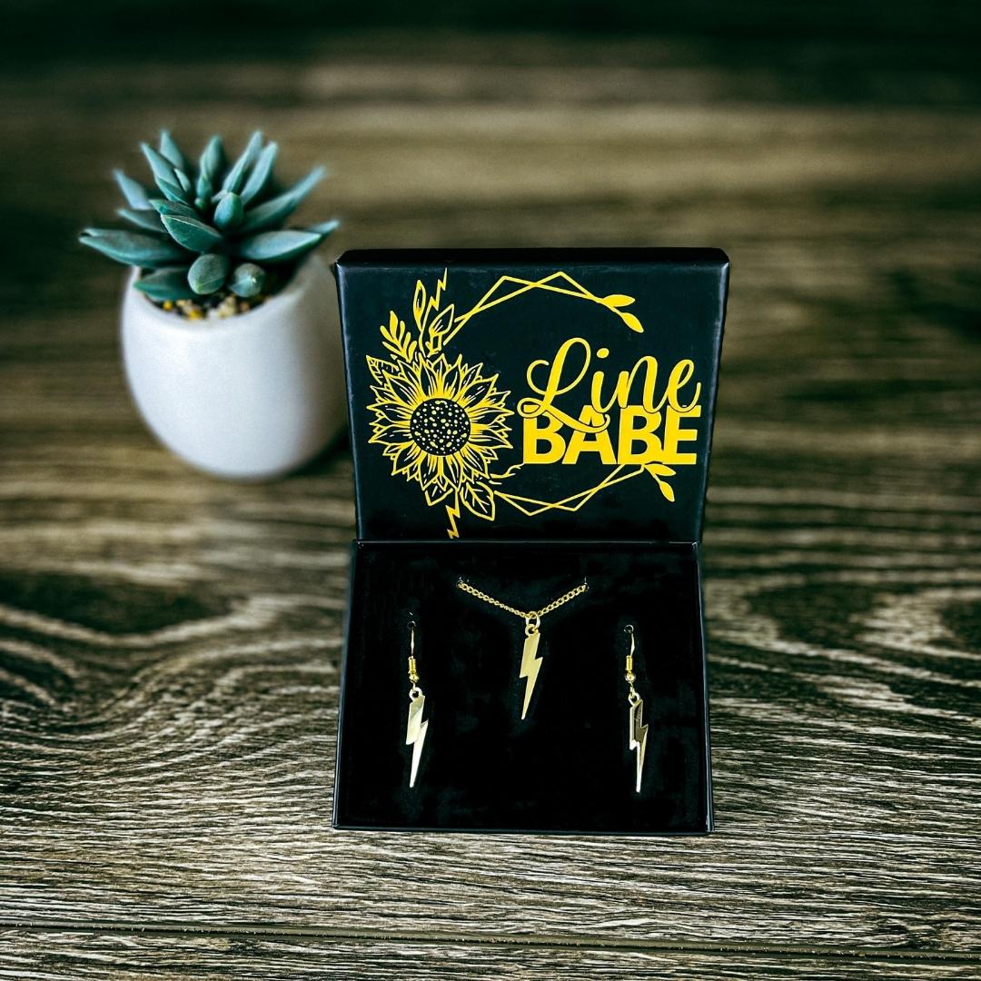 LineBabe lightning bolt necklace and earrings