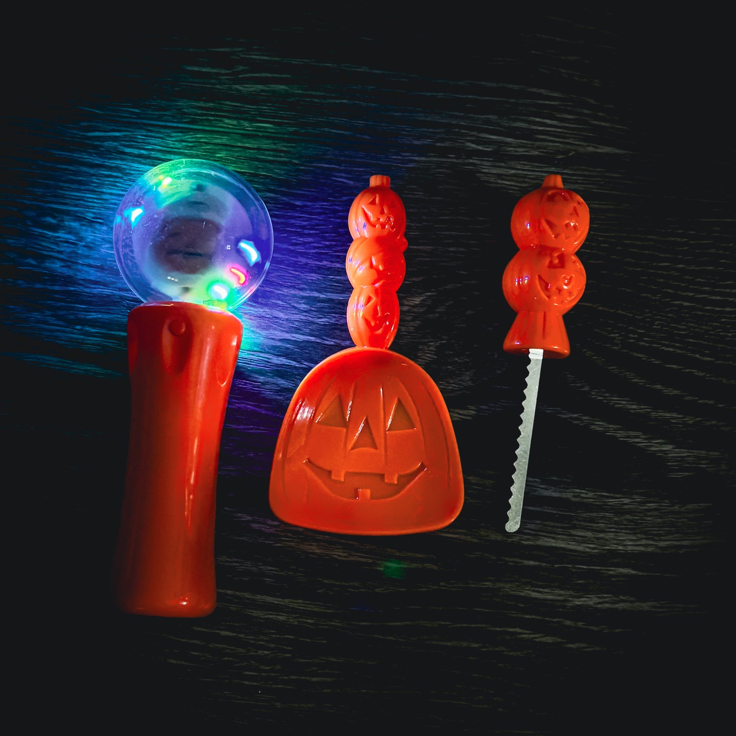 Halloween Light Up Spinner Toy and Pumpkin Carving Kit for LineKids!