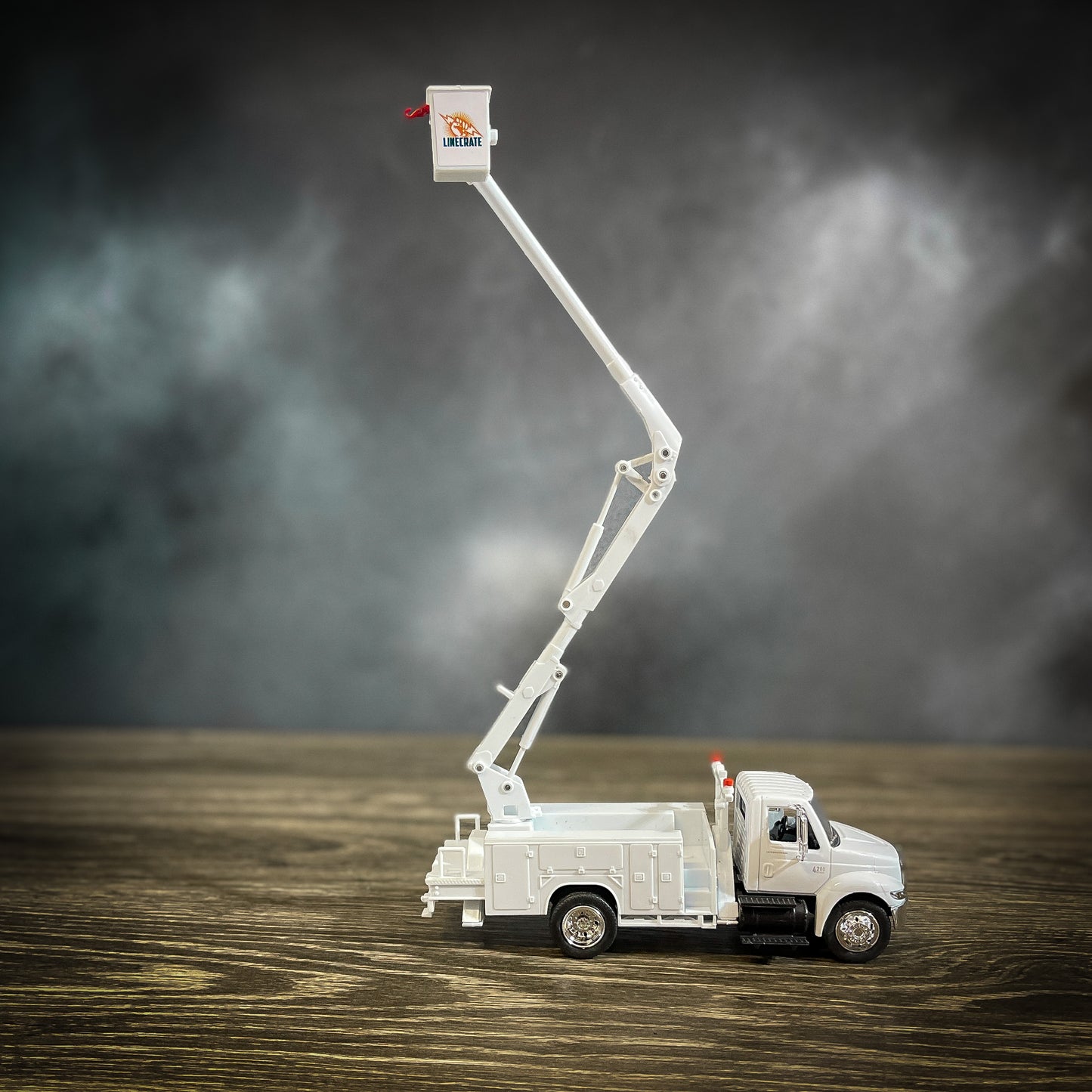 LineKid Bucket Truck vs 7 inch collectible side by side comparison